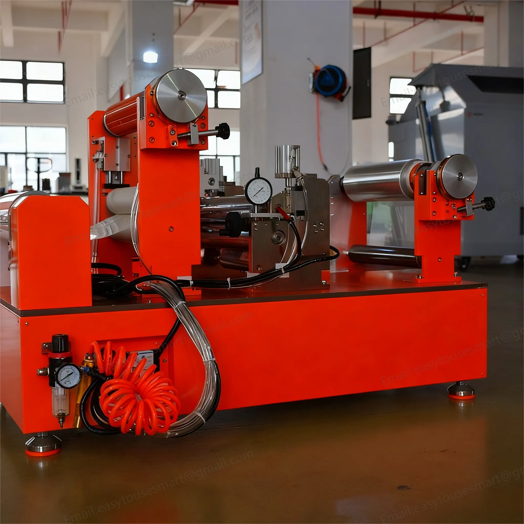 Small roller coating machine (2).jpg